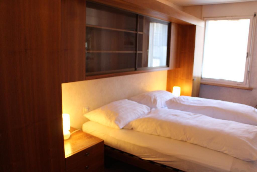 Bahnhof Hotell Interlaken Rum bild