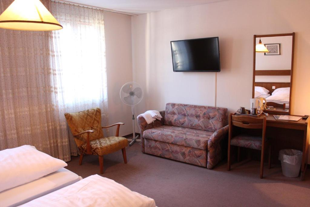 Bahnhof Hotell Interlaken Rum bild
